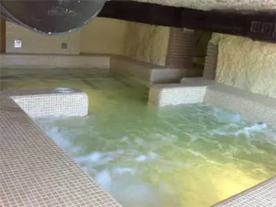 Piscina iluminada